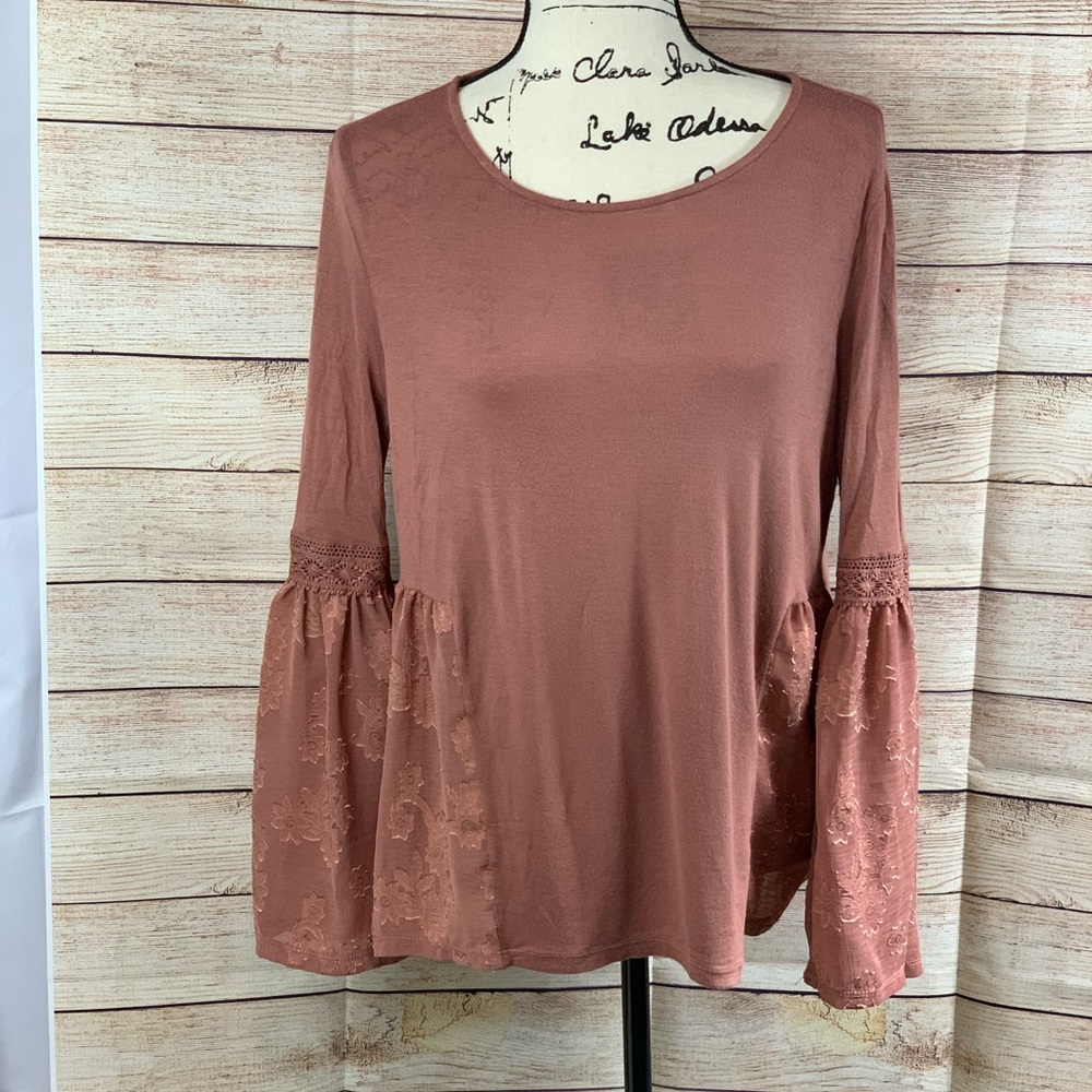 Alya Bell Lace Sleeve and Sides Salmon Colored